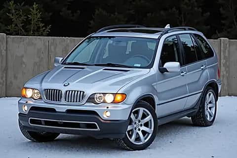 BMW X5 4.8 is
