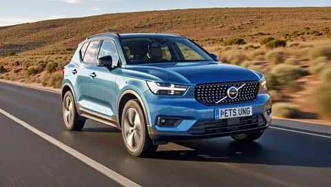 VOLVO XC40 2.0 T4 AWD