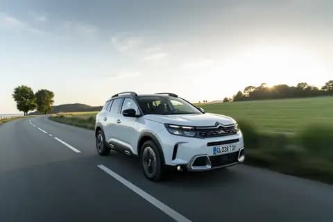 CITROEN C5 X Hybrid 225 (NDDGYP)