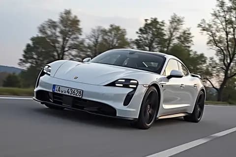 PORSCHE TAYCAN 4S