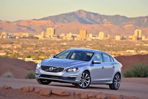 VOLVO S60 II D5