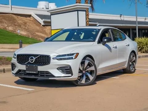 VOLVO S60 II 2.0 D2