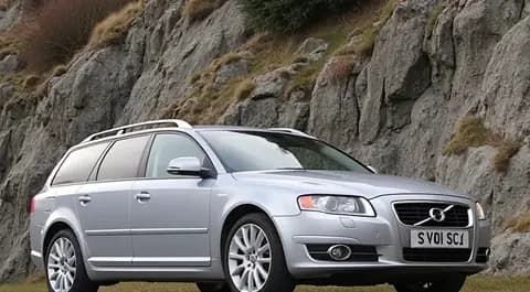 VOLVO V70 III D5