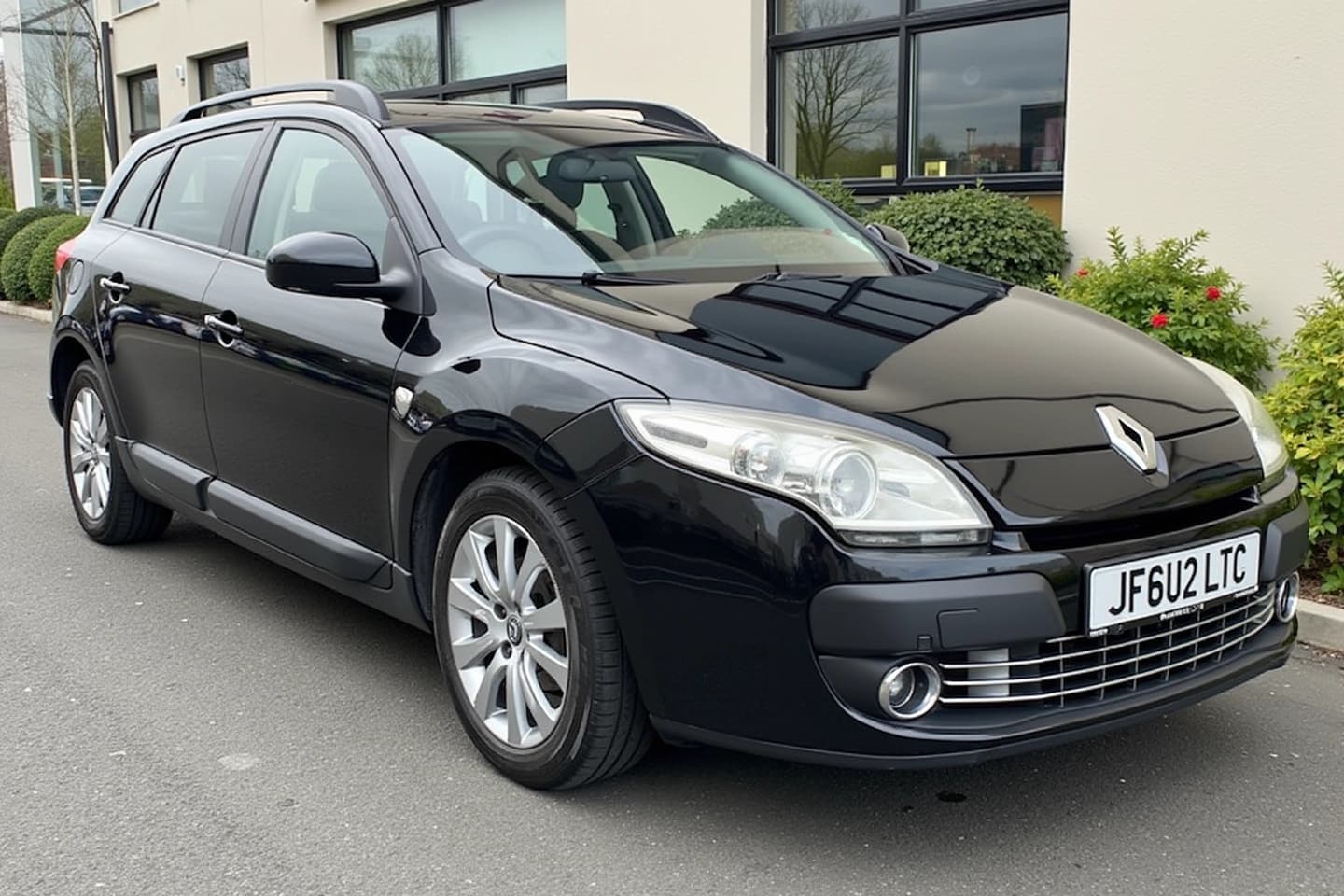 RENAULT LAGUNA III 2.0 16V