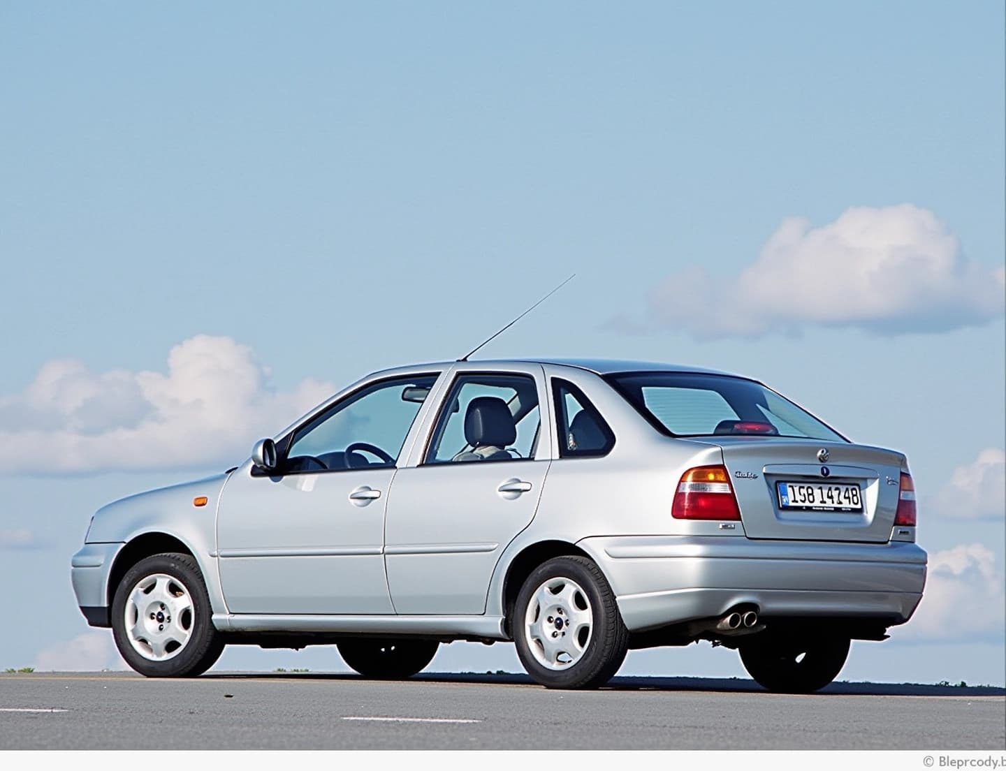 VOLKSWAGEN POLO III CLASSIC 64 1.9 SDI