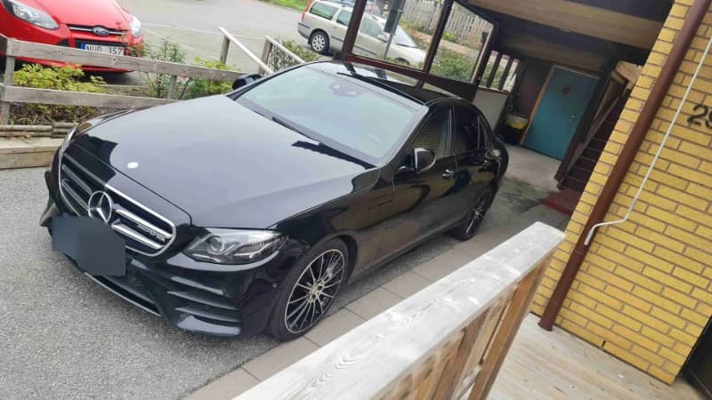MERCEDES-BENZ E-KLASS