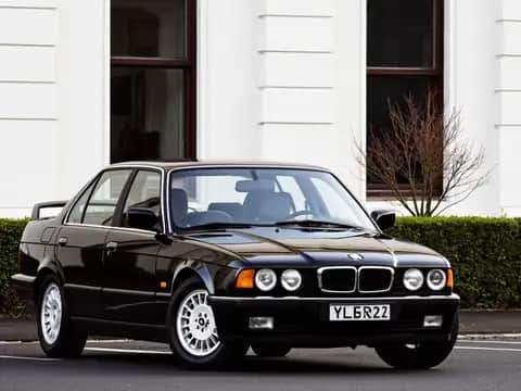 BMW 7-SERIE 735 i