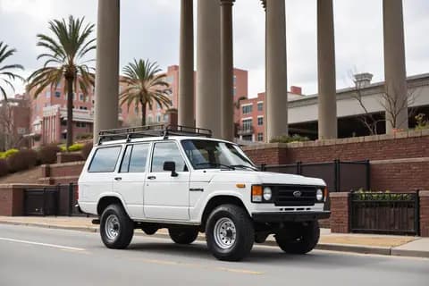 TOYOTA LAND CRUISER 2.4 D