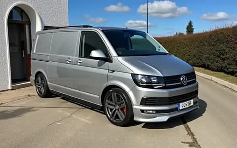 VOLKSWAGEN TRANSPORTER T6 2.0 TDI