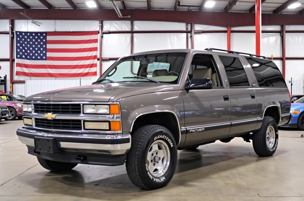 CHEVROLET C1500 SUBURBAN 6.5 D
