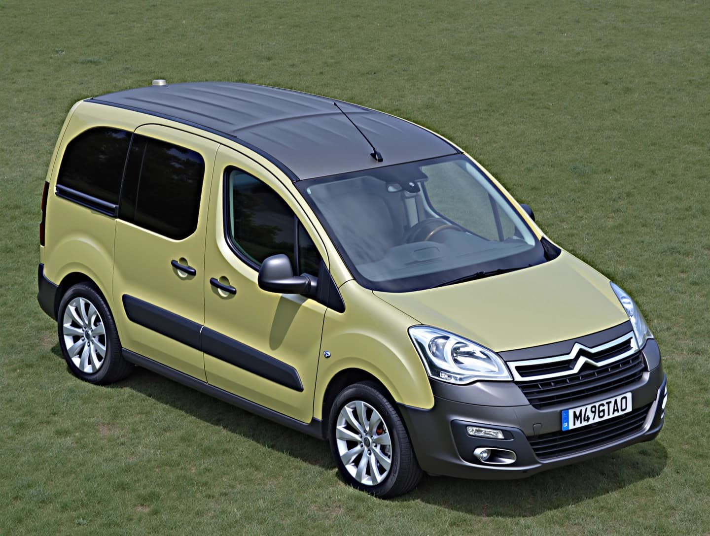 CITROEN BERLINGO / BERLINGO FIRST 1.6 HDI 92