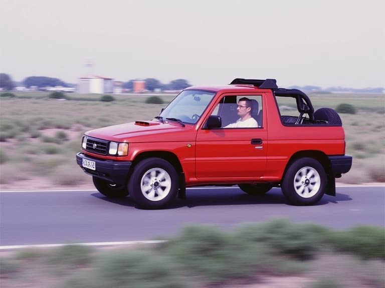 MITSUBISHI PAJERO I CANVAS TOP 2.6